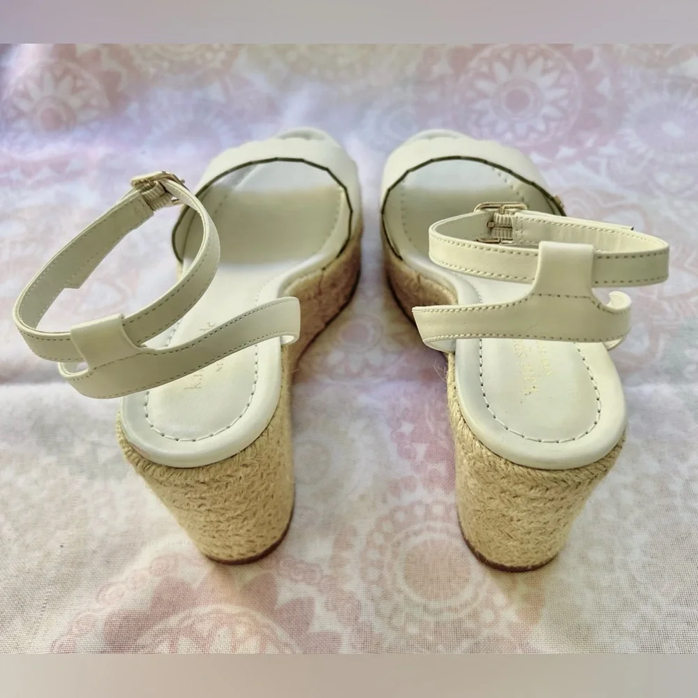 Kate Spade Taiya White Size 8 Scalloped Wedges Espadrilles EUC Beachy